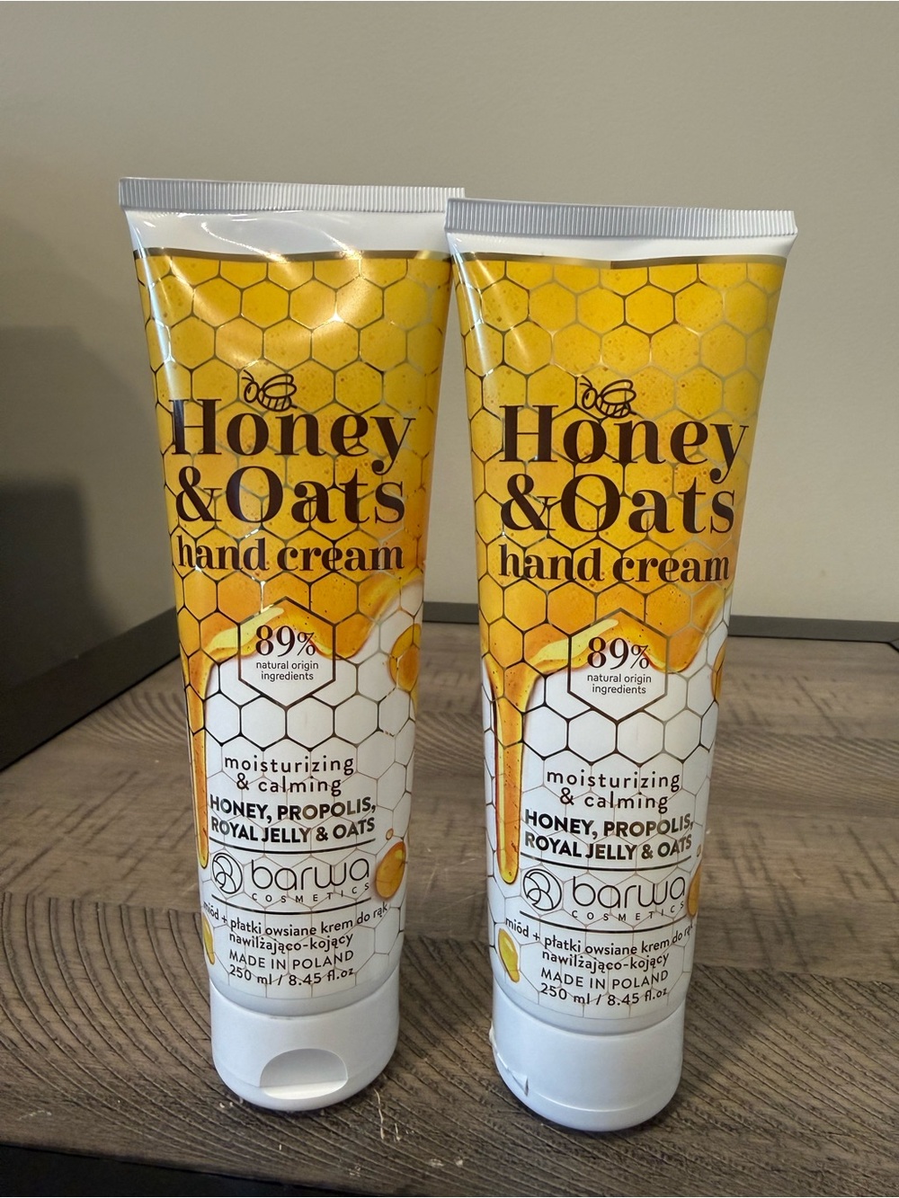 Honey & Oats Hand Cream - Yellow & White Tube